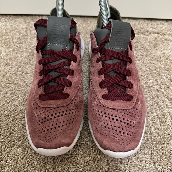 New Balance 1978 Burgundy and White Women’s Size 5.5 - Picture 4 of 9